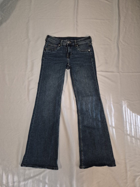 Divided Denim - Divided by H&M Bootcut Jeans Women's Size 6 Medium Wash Stretch Denim